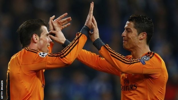 Real thang thuyet phuc Schalke 6-1 hinh anh