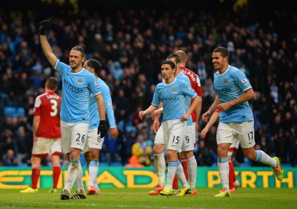 Tiếp Fulham cuối tuần qua là trận đấu hay nhất của Demichelis trong màu áo Man City. Lão tướng 33 tuổi người Argentina không chỉ có 11 lần pha giải nguy, 9 lần thu hồi bóng mà còn là người ghi bàn ấn định tỷ số 5-0 cho Man City.
