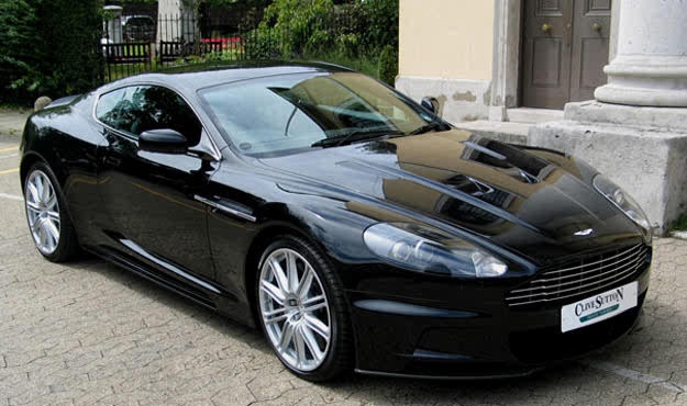Chiếc Aston Martin DB9 của Ronaldo có giá <abbr class=