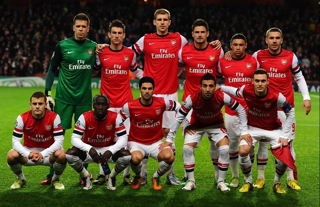 Có lẽ Arsenal chẳng tự hào về việc họ là đội bóng có tỉ lệ nợ cao nhất (29%) so với giá trị thương hiệu. Giống như Juventus, đội bóng thành London phải gánh khoản nợ kếch xù là vì họ đầu tư rất nhiều tiền để xây mới sân vận động (chuyển từ Highbury sang Emirates). Dẫu vậy, hiện Arsenal đứng thứ 4 trong số những CLB giàu nhất thế giới do Forbes bình chọn.