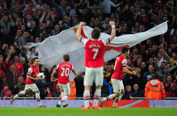 Arsenal 1-1 Man City: Man xanh ap sat ngoi dau hinh anh