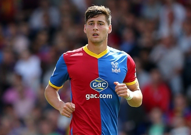 Ward chơi đầy thuyết phục trong cuộc tiếp đón Chelsea. Hậu vệ người Anh không cho Eden Hazard, ngôi sao số 1 bên phía The Blues có nhiều khoảng trống để phô diễn. Cả trận, Hazard chỉ tung ra một cú sút thực sự nguy hiểm, nhưng lại bị Speroni chặn lại.