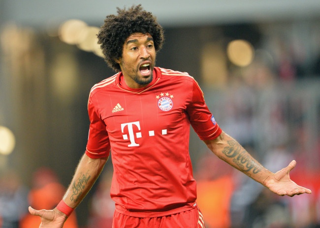 Chẳng ai có thể cạnh tranh nổi suất đá cặp còn lại cùng Vidic của Dante. Tuyển thủ người Brazil chơi cực ổn định và lúc nào cũng được xem là hòn đá tảng chắn trước khung thành của Neuer trong hai năm trở lại đây.