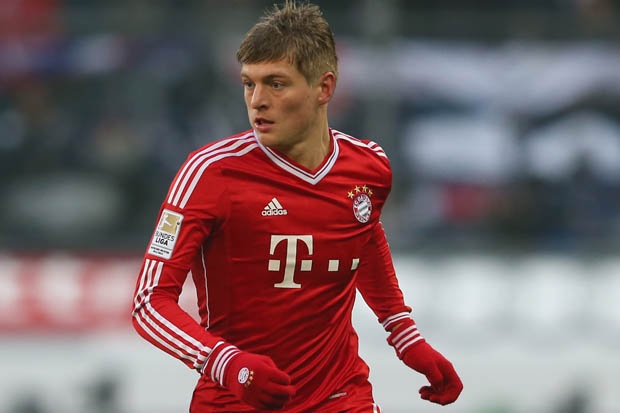Kroos là niềm mơ ước của M.U ở thời điểm hiện tại. Đây là điều dễ hiểu bởi tuyển thủ 24 tuổi người Đức chơi cực ấn tượng tại giải năm nay. Kroos chơi cả 8 trận của Hùm xám tại Champions League, ghi 1 bàn và kiến tạo 1 bàn. 