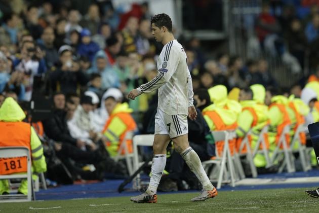 Ancelotti giai thich ly do thay Ronaldo ra san hinh anh