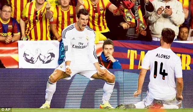 Vua toc do Usain Bolt nga mu truoc Gareth Bale hinh anh