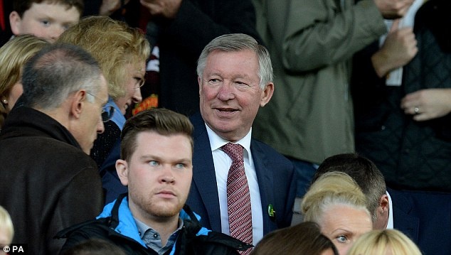 “Tôi muốn nhắc các bạn rằng, chúng ta cần phải có những thay đổi. Tôi đã gắn bó với đội bóng quá lâu. Toàn bộ nhân viên và các cầu thủ của tôi cũng vậy, họ cũng làm việc với tôi quá lâu. Do vậy, lúc này CLB là phải tìm một HLV mới. Điều này rất quan trọng!”.