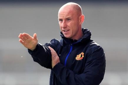 Nicky Butt nghi dang mo khi duoc dan dat M.U hinh anh