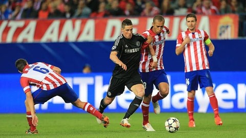 Chelsea - Atletico: Tran dia xe buyt hinh anh