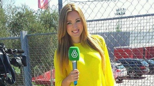 Marta Riesco năm nay 26 tuổi là nữ phóng viên thể thao của đài La Sexta (Tây Ban Nha). Người đẹp này đang bị đồn cặp kè với tiền đạo người Pháp của CLB Real, Karim Benzema.