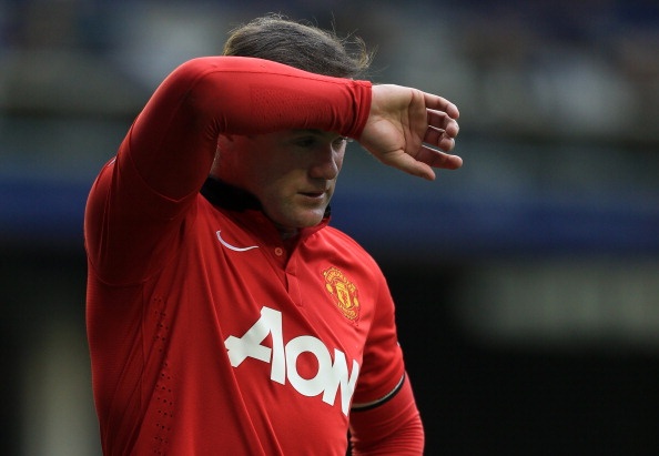 Rooney bat ngo dinh chan thuong bi an hinh anh