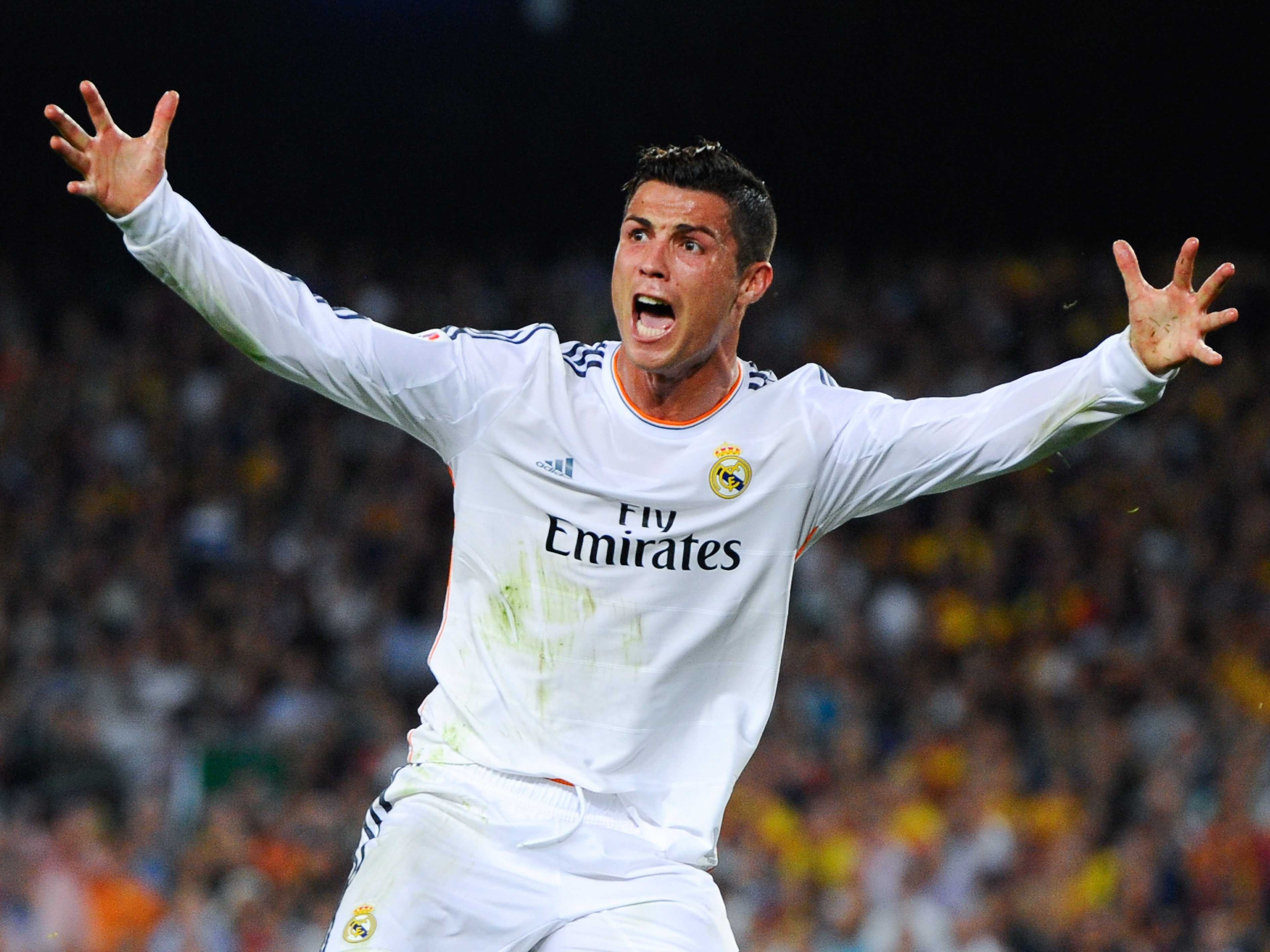 Ronaldo ghi ban thang khong tuong cho Real hinh anh