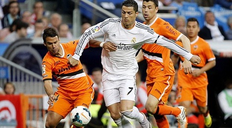 CR7 cuu Real bang cu danh got khong tuong hinh anh