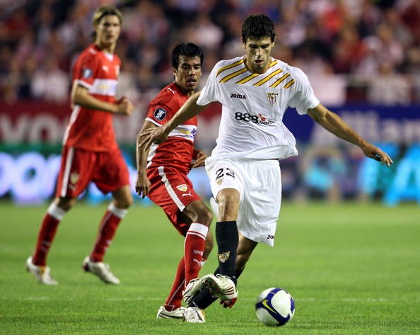 Dưới bàn tay của Unai Emery, tài năng của Fazio đã được bộc lộ tối đa. Không chỉ là hòn đá tảng nơi hàng phòng ngự, trung vệ 27 tuổi người Tây Ban Nha còn rất nguy hiểm mỗi khi lên tham gia tấn công. Tại giải năm nay, Fazio tung ra 16 cú sút, ghi 2 bàn và 1 lần kiến tạo.