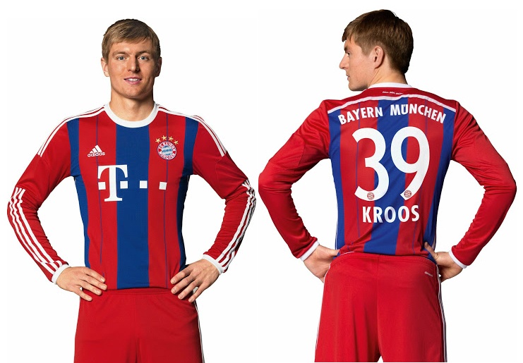 Trong buổi ra mắt áo đấu mùa 2014/15, có rất nhiều cầu thủ quan trọng của Bayern. Đáng chú ý, bộ đôi Toni Kroos và Thomas Mueller, những người được cho là sẽ chia tay Hùm xám trong hè này, cũng góp mặt.