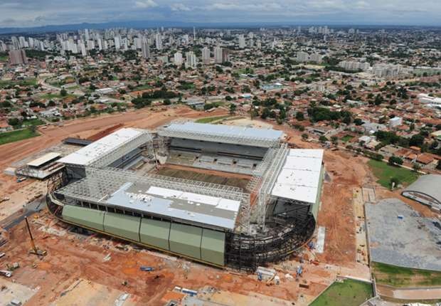 Them mot cong nhan qua doi vi World Cup 2014 hinh anh