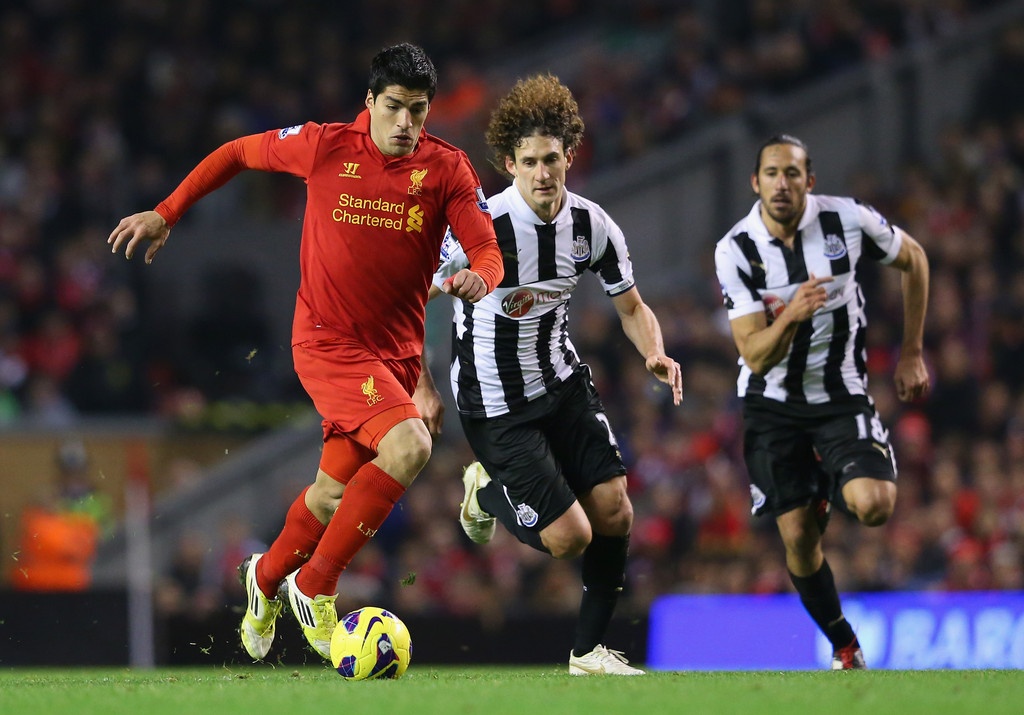 Liverpool - Newcastle: 3 diem va hy vong hinh anh