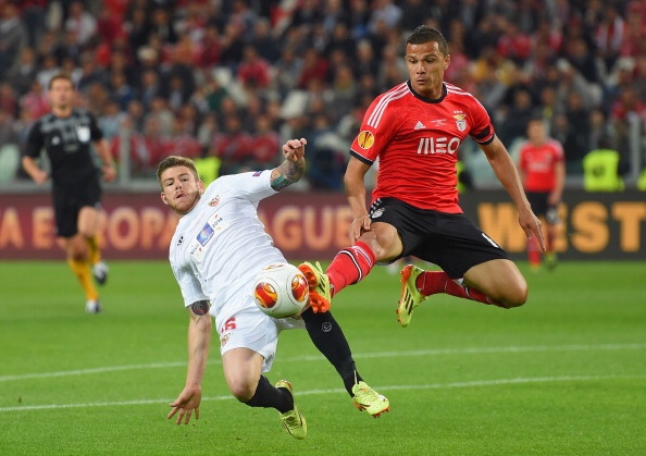 Dien bien chinh 120 phut thi dau tran CK Europa League hinh anh