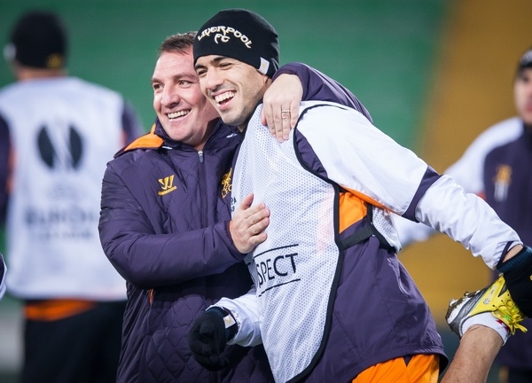 HLV Rodgers: Suarez giup toi thanh HLV gioi hon hinh anh