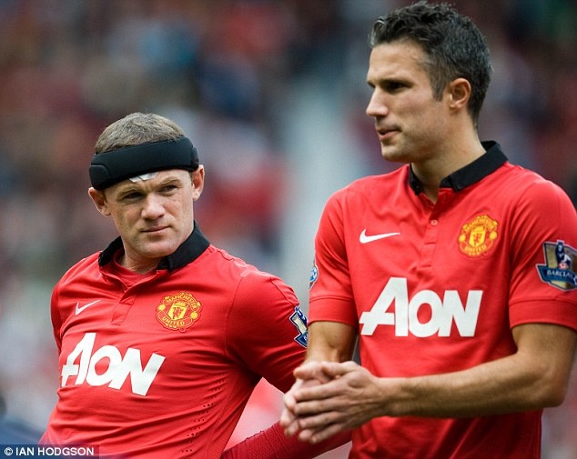 Van Gaal gay hiem khich giua Rooney va Persie hinh anh