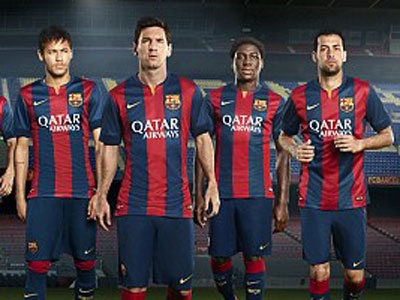 Barca ra mat ao dau moi nam tinh cho mua giai 2014/15 hinh anh