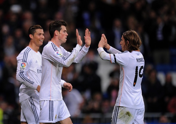Tottenham hưởng lợi từ việc bán Bale và Modric cho Real. Ảnh: Getty Images.