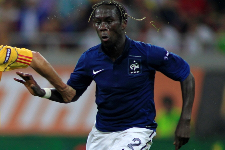 Sagna chao World Cup bang pha bat volley tuyet dinh hinh anh