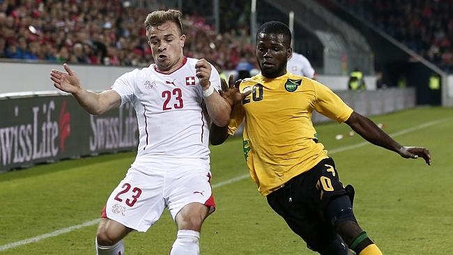 Tiêu điểm: Cặp tiền vệ Xherdan Shaqiri và Goekhan Inler là hai nhân tố then chốt trong đội hình của HLV Ottmar Hitzfeld. Ngoài ra, hậu vệ kỳ cựu Philippe Senderos cũng nhận được nhiều kỳ vọng tại World Cup lần này.
