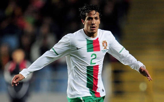 Bruno ghi ban vao luoi Mexico hinh anh