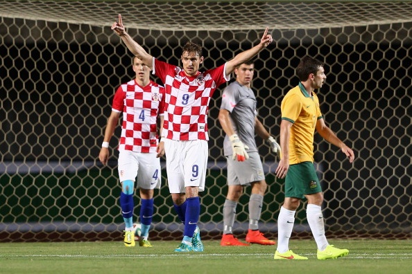 Jelavic toa sang, Croatia nhe nhang ha guc Australia 1-0 hinh anh
