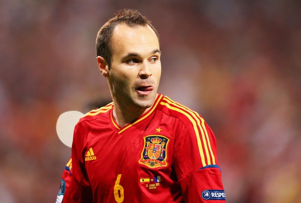 Giống như những kỳ EURO 2008, 2012 và World Cup 2010, Iniesta được đánh giá là nhân tố đặc biệt quan trọng trong lối chơi của Tây Ban Nha tại giải năm nay. Ngoài khả năng sở hữu và đi bóng điêu luyện, Iniesta còn có nhãn quan tuyệt vời. Tại giải lần này, ngôi sao của Barca hứa hẹn sẽ phá vỡ bế tắc mỗi khi Tây Ban Nha gặp phải.