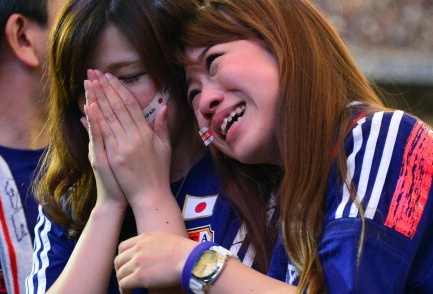 Fan Nhat nuc no vi that bai chong vanh truoc Bo Bien Nga hinh anh