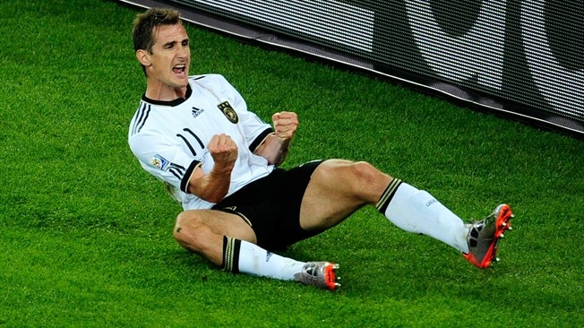 Ecuador 0-3 Duc (Vong bang World Cup 2006) hinh anh