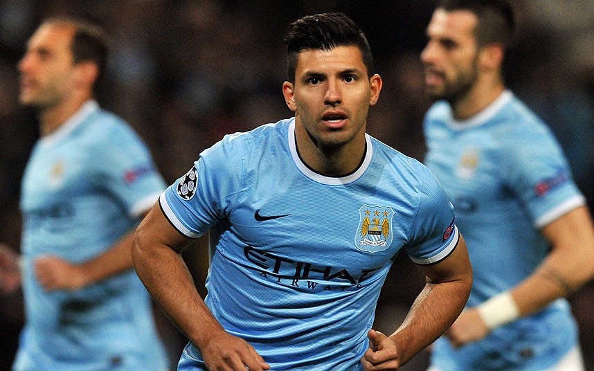 Real từng theo đuổi Aguero khi ngôi sao này còn khoác áo Atletico. Nếu Benzema ra đi, chắc chắn đội bóng Hoàng gia Tây Ban Nha sẽ mạnh tay để đưa El Kun trở lại thành Madrid.