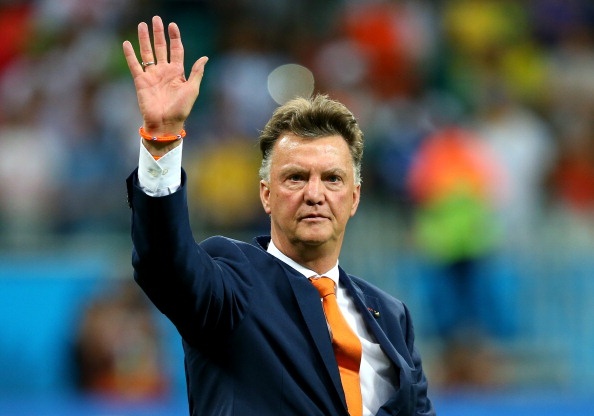 The gioi nga mu truoc quyet dinh thay nguoi cua Van Gaal hinh anh