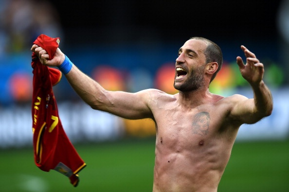 Ngoài những cú tắc bóng chính xác, Zabaleta còn rất mạnh trong các tình huống hỗ trợ tấn công. Theo thống kê, tỷ lệ chuyền bóng thành công sau 5 trận ra sân tại kỳ World Cup này của hậu vệ 29 tuổi lên tới 88,6% (164/185).