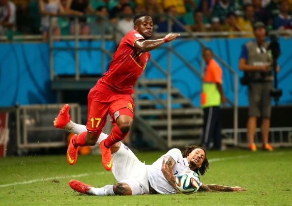 Origi chỉ ghi 1 bàn thắng duy nhất trong trận gặp Nga, tuy nhiên, những gì mà sao mai 19 tuổi thể hiện là vô cùng ấn tượng. Ngoài những pha xử lý bóng khéo léo và tinh tế, tiền đạo của Lille còn có khả năng tì đè rất tốt. Hiện Liverpool rất muốn nhận được sự phục vụ của Origi.