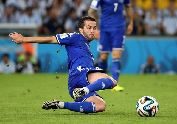 Pjanic là cầu thủ chơi thuyết phục nhất bên phía Bosnia tại World Cup 2014. Ngôi sao 24 tuổi này là không chỉ là người cung cấp bóng cho chân sút chủ lực Edin Dzeko, mà anh còn trực tiếp ghi bàn trong trận gặp Iran. Hiện tiền vệ của Roma đang nằm trong kế hoạch theo đuổi của M.U, Barca và PSG.