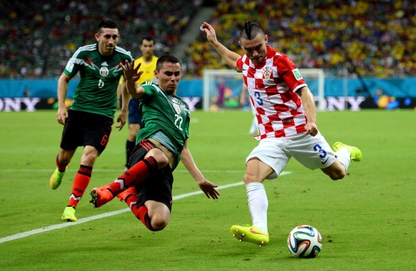 Trước khi tới Brazil, cái tên Aguilar chỉ được nhắc đến trong lãnh thổ Mexico. Tuy nhiên, ngôi sao 28 tuổi này thu hút được rất nhiều sự chú ý trong 4 trận tại World Cup, đặc biệt ở trận gặp Hà Lan. Nhờ màn trình diễn ấn tượng, Aguilar được Zenit mua về ngay sau khi Mexico bị loại khỏi vòng 1/8.