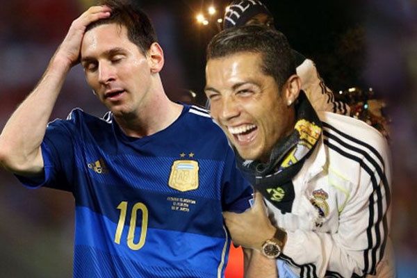 CR7 cuoi nhu duoc mua vi Messi khong vo dich World Cup hinh anh