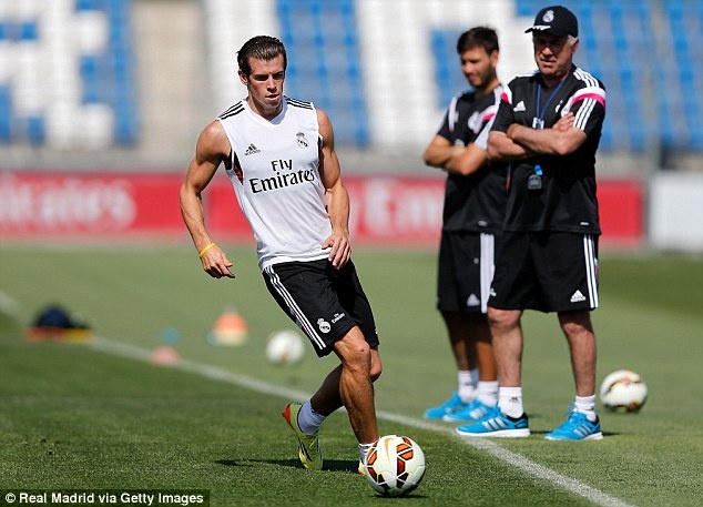 Bale đã chứng tỏ anh xứng đáng với số tiền 100 triệu euro mà Real đã bỏ ra hồi hè năm ngoái. Người hùng trong trận chung kết cúp nhà Vua thi đấu rất thuyết phục khi ghi 22 bàn cùng 16 lần kiến tạo cho đồng đội lập công. Cũng vì không cạnh tranh được với Bale mà một ngôi sao lớn như Di Maria buộc phải nghĩ đến chuyện rời Bernabeu.