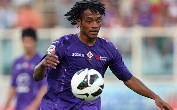Cuadrado là ngôi sao sáng nhất của Fiorentina ở mùa trước khi ghi 11 bàn và kiến tạo 5 lần sau 31 trận tại Serie A. Tại World Cup 2014, tuyển thủ 26 tuổi của Colombia dẫn đầu danh sách kiến tạo với 4 lần. Người hâm mộ hẳn rất tiếc nuối khi không được chứng kiến Cuadrado tranh tài tại Champions League mùa 2014/15.