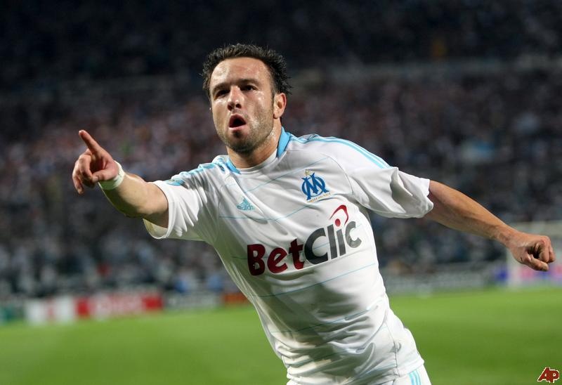 Valbuena được đánh giá là một trong những tiền vệ xuất sắc nhất châu Âu ở thời điểm hiện tại. Ở World Cup vừa qua, ngôi sao 29 tuổi cũng thi đấu rất thuyết phục trong màu áo tuyển Pháp. Rất tiếc Valbuena không được tham dự Champions League bởi CLB chủ quản của anh, Marseille chỉ đứng thứ 6 tại Ligue 1 mùa trước.