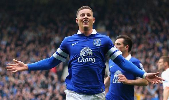 Cu sut xa tuyet dep cua Barkley vao luoi Man City hinh anh