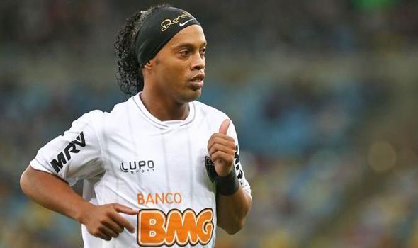 Ronaldinho co the choi bong tai giai NH Anh hinh anh