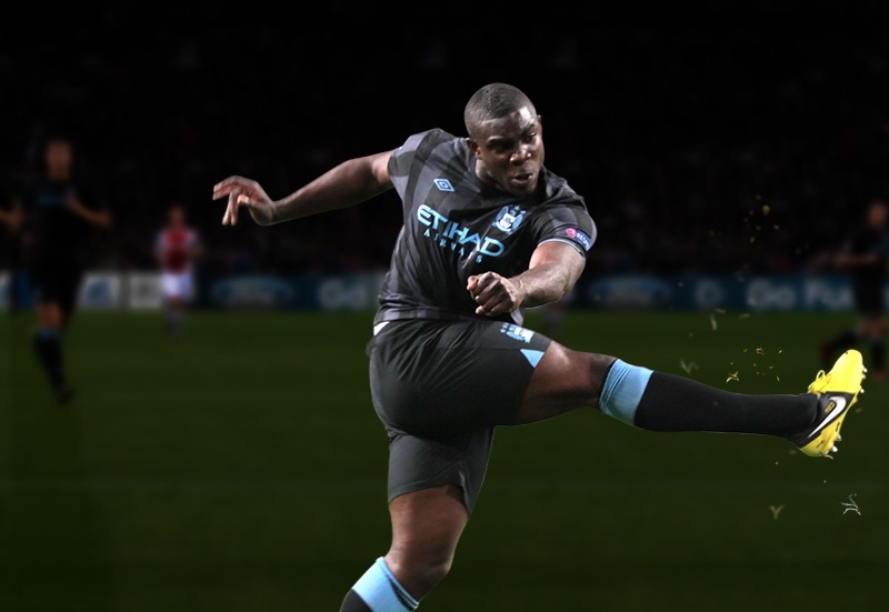 Cu sut penalty bam bo cua sao Man City hinh anh