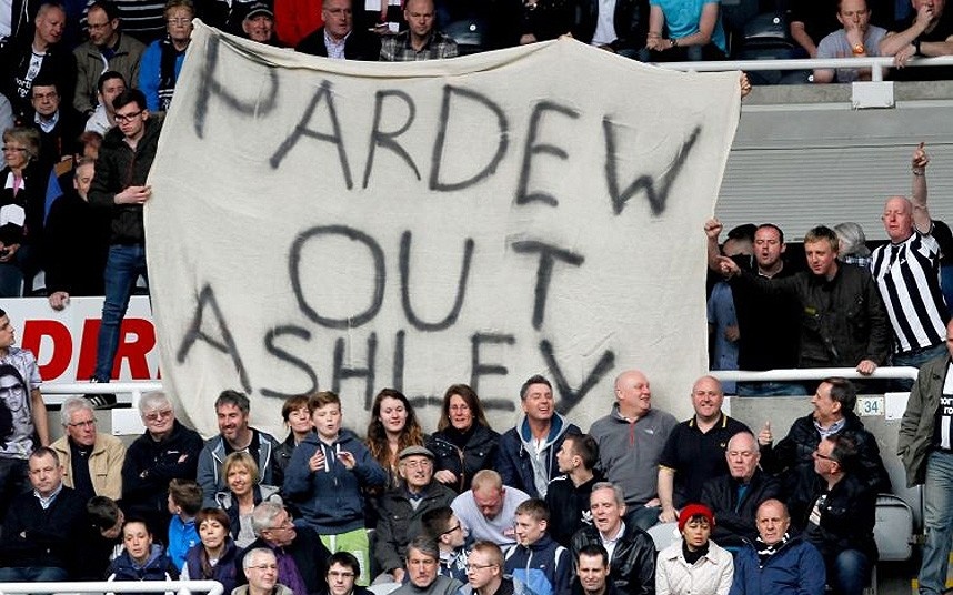 Kỹ năng: 6. Tân binh: 8. Độ tinh quái: 7. HLV: 5. Áo đấu: 5.