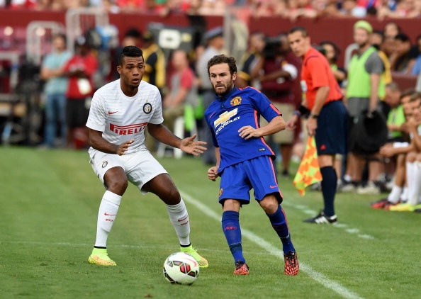 Coutinho nhận được rất nhiều lời khen tại giải ICC. Tuy vậy, so với Juan Mata, tài năng trẻ của Liverpool vẫn không gây ấn tượng bằng. Trong trận gặp AS Roma, Mata có một pha lập công, giúp Quỷ đỏ giành chiến thắng chung cuộc 3-2.