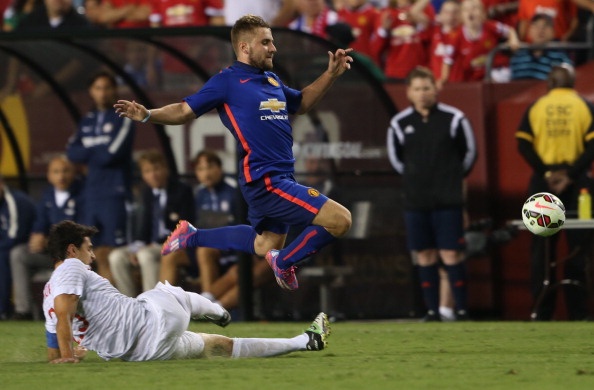 Dù vừa mới gia nhập bầy Quỷ đỏ trong hè này, song Luke Shaw đã gây ấn tượng mạnh với HLV Van Gaal. Không chỉ phòng ngự hay, cựu sao mai của Southampton còn có những pha lên bóng khiến đối phương trở tay không kịp.