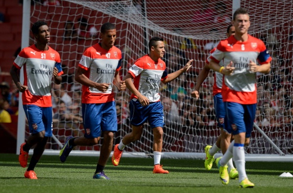 Boc tham play-off Champions League: Arsenal dung Besiktas hinh anh